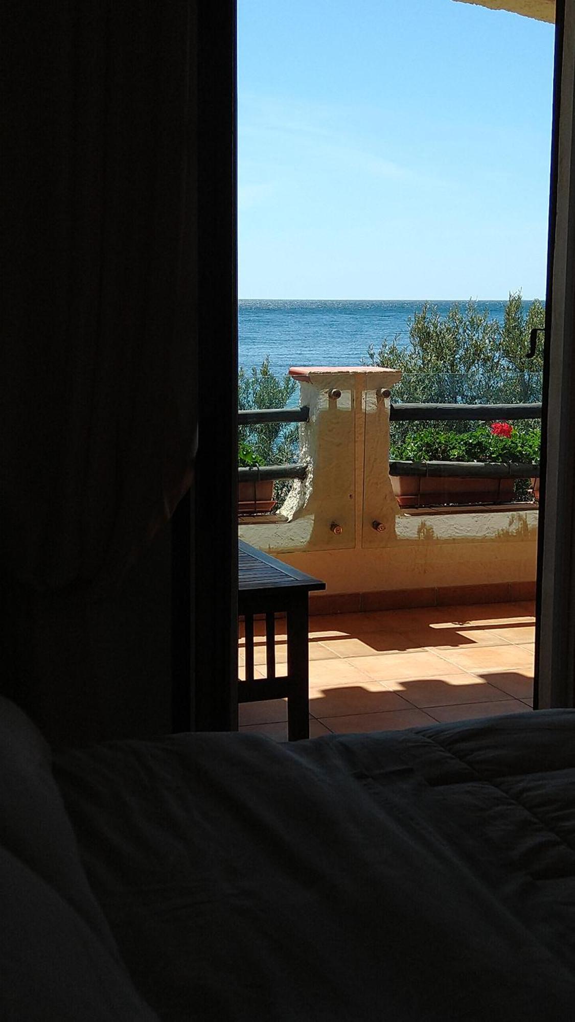 In Front Of The Beach - La Terrazza Sul Mare Flumini di Quartu Dış mekan fotoğraf